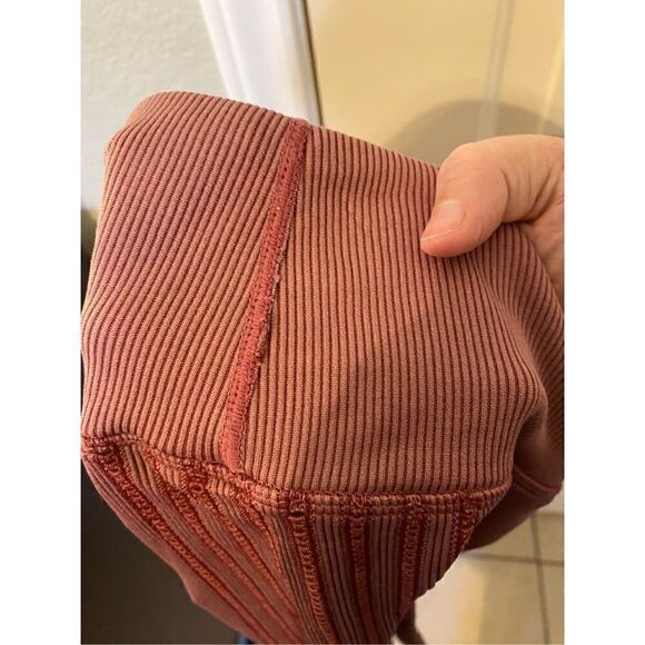 Fabletics Pink High Waisted Seamless Rib Legging - Size M - Picture 12 of 13